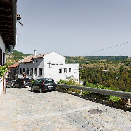 Апартамент Трапезица Veliko Tarnovo Exterior photo